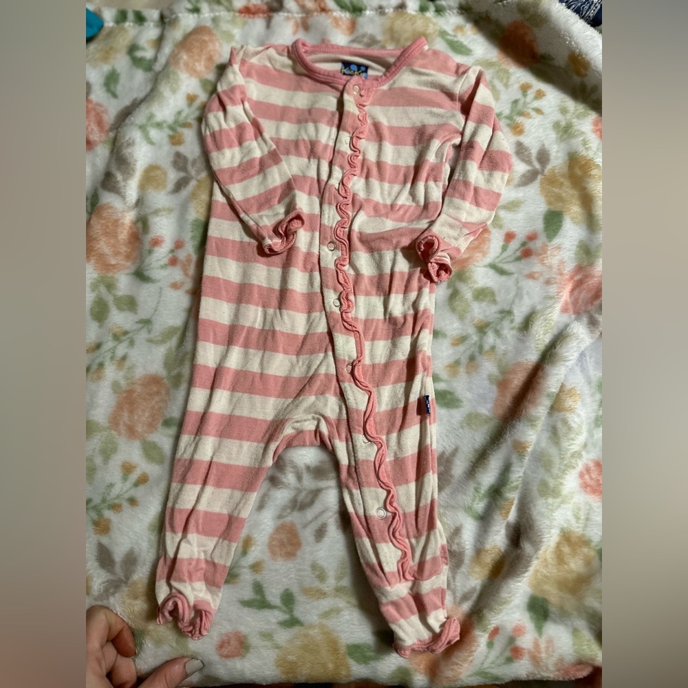 Kickee pant sleeper